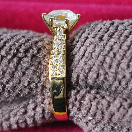 Серебряное кольцо Starlight покрытое желтым золотом 2Ct женское для свадьбы из серебра