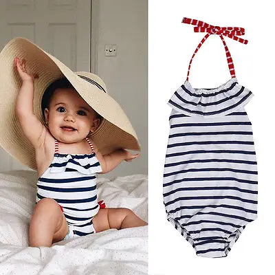 Детский слитный купальник в полоску с лямкой на шее и открытой спиной | Спорт