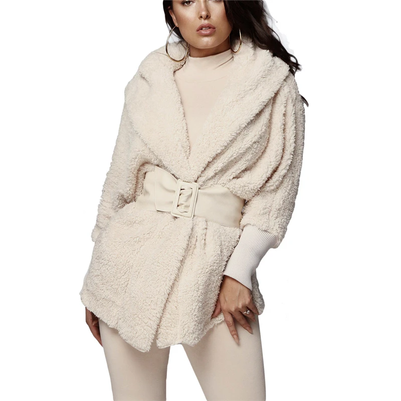 

Женский флисовый костюм из 2 предметов, бежевая куртка с капюшоном и длинным рукавом и шорты, теплая верхняя одежда на осень и зиму