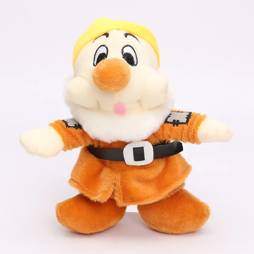 

[Funny] 8pcs/set Cute 28cm Snow princess and the seven Dwarfs Plush stuffed Doll model Toy soft cotton doll kids baby gift