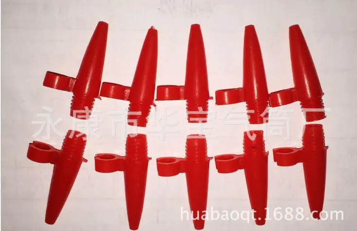500 шт./лот красный пластиковый надувной адаптер Красный для футбола регби