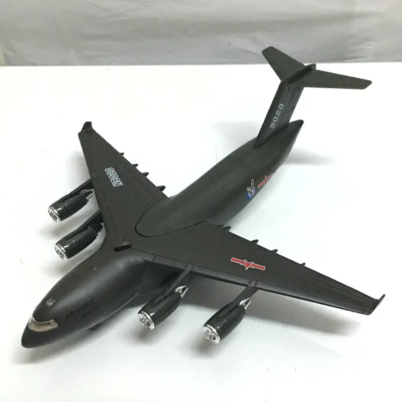 Высокая имитация сплава Boeing C17 транспортный самолет откатный светильник со