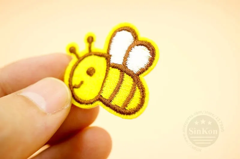 1 шт. Honeybee(Размер: 3*2,5 см) ткань для поделок Железо на патч вышитая аппликация эмблема-нашивка наклейки для одежды аксессуары для одежды