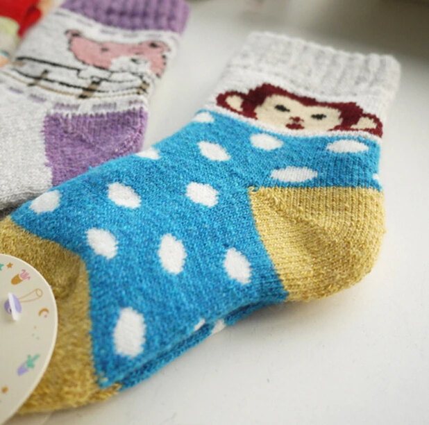 Бесплатная доставка 5 пар/лот 2015 новые зимние мальчиков и девочек мультфильма