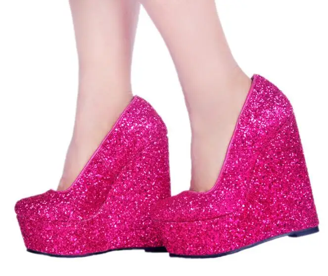 Недорогие высококачественные модные женские туфли-лодочки на танкетке с