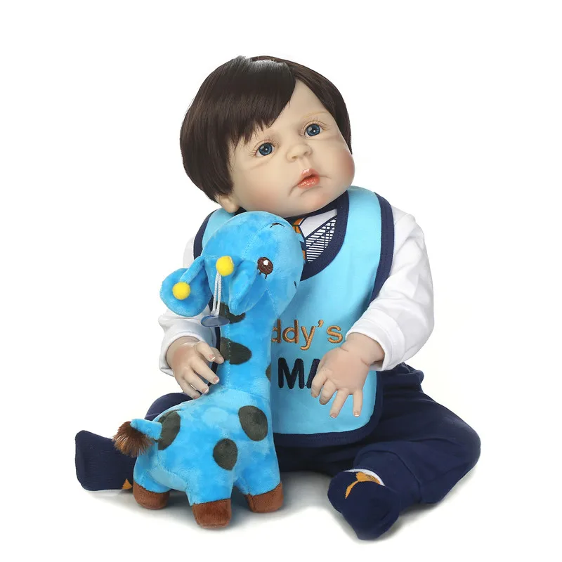 

Кукла реборн с синим жирафом, полноразмерная силиконовая кукла ручной работы для мальчиков-младенцев, кукла в милой одежде, кукла-тело для м...