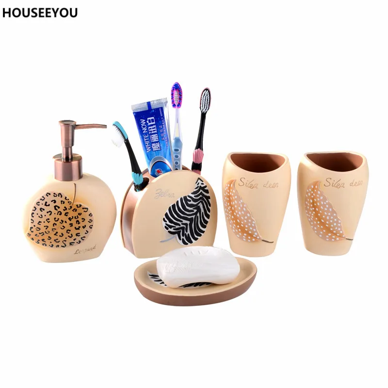 Набор аксессуаров для ванной комнаты 5 шт./компл. романтичный полимерный