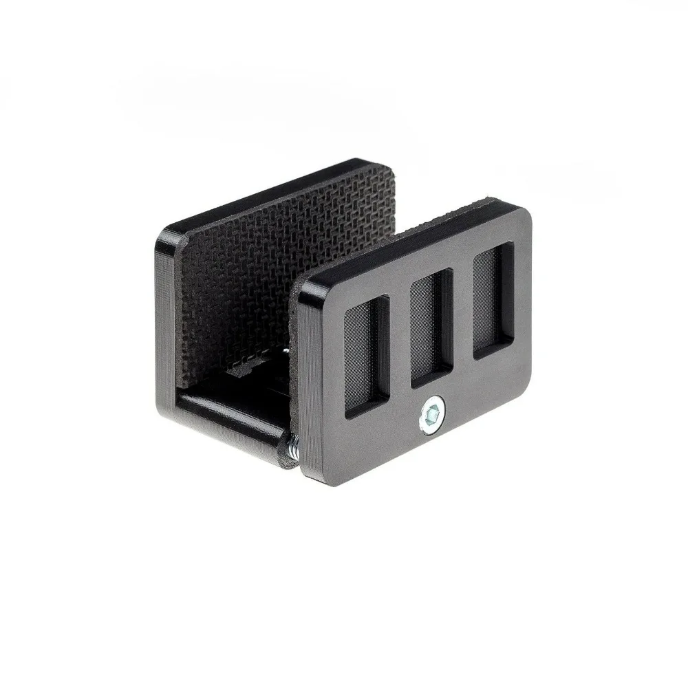 Зажим для крепления винтовки на седло + адаптер штатива с точным упором стрельбы.