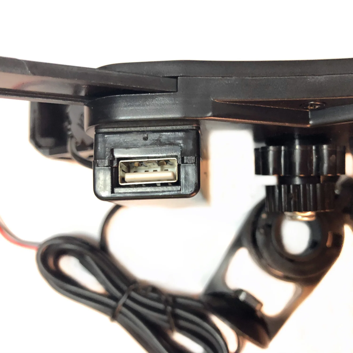 Обычный мотоцикл электрический автомобиль с USB зарядным интерфейсом |