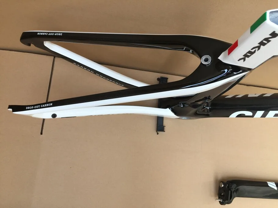 Белый Cipollini NK1K шоссейный углеродный гоночный велосипед рама глянцевая/матовая bb68 bb30+ руль+ седло белого и черного цвета