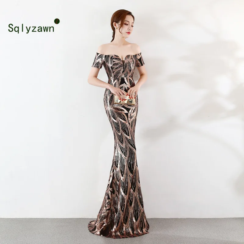 Летние вечерние платья расшитые блестками с открытыми плечами блестящее