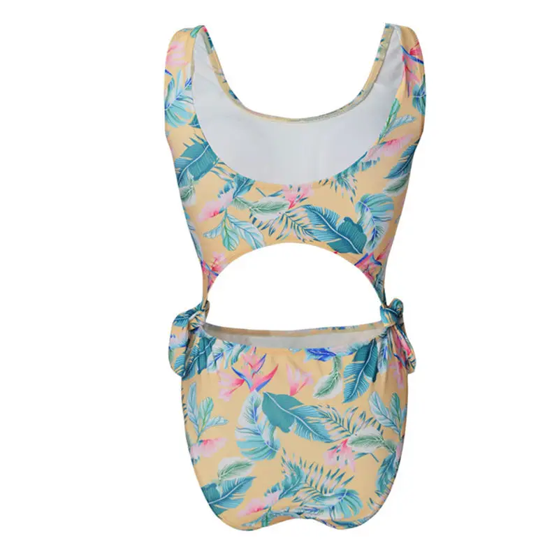 Женский комбинезон с открытой спиной бандажный V образным вырезом и бантом