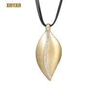 vintage gold leaf pendant necklace women crystal statement leaf leather chain choker necklace suit fashion jewelry 2019 gift