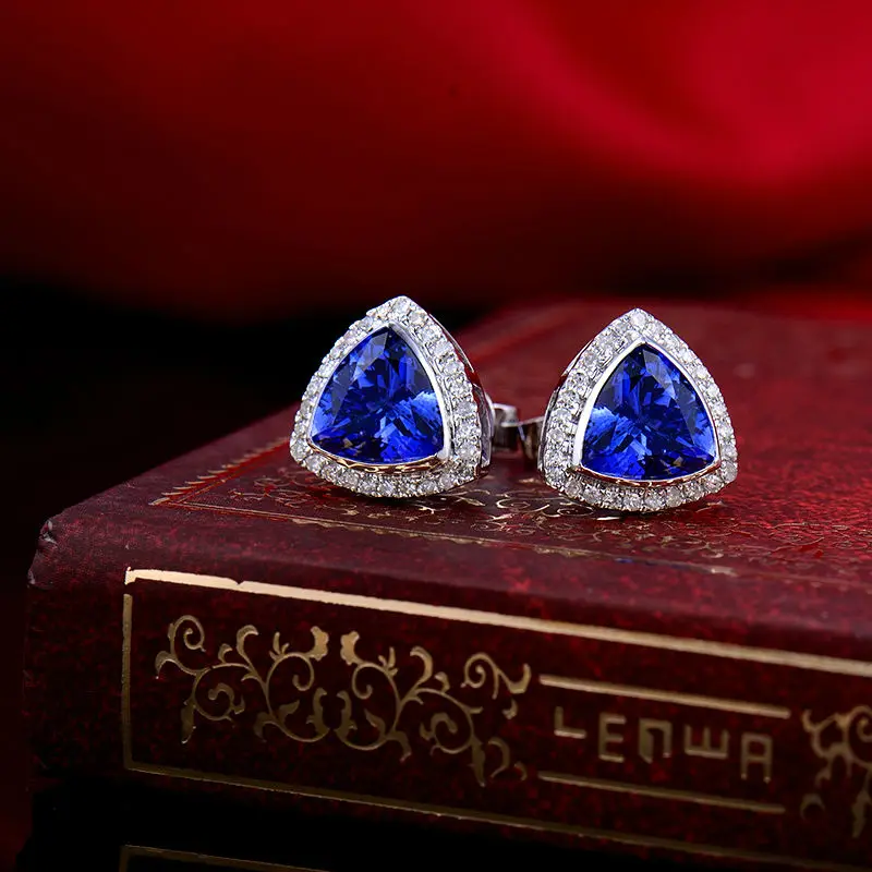 Новые однотонные серьги из белого золота 14kt 7x7 мм трлн с цирконитом ювелирные