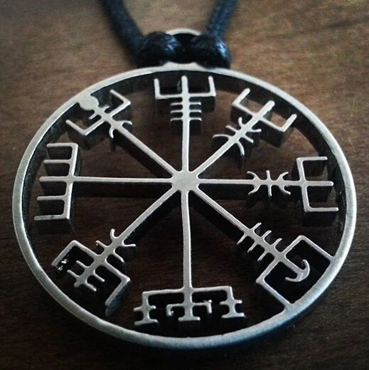 Большой американский вегвийский компас амулет размером 38 мм с кожаным шнуром