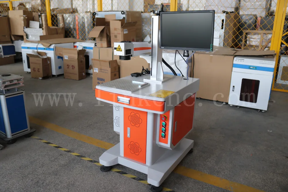 Волоконная лазерная маркировочная/гравировальная машина для металла с