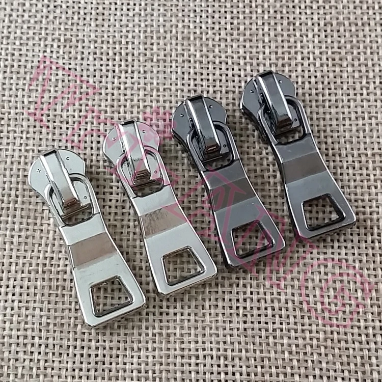 

20pcs/lot, Fashion Bags Garment Accessories Silver Black Color 5# Zipper Sliders for Metal Zippers Only