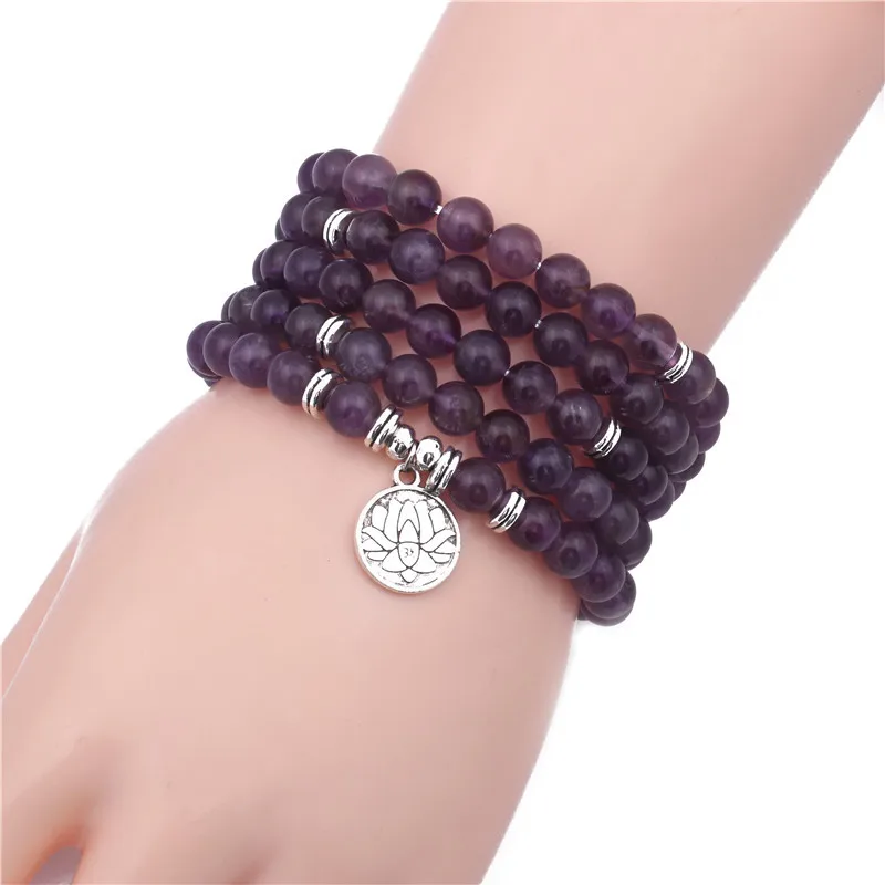 Женский браслет ручной работы из натурального светло фиолетового бисера 108