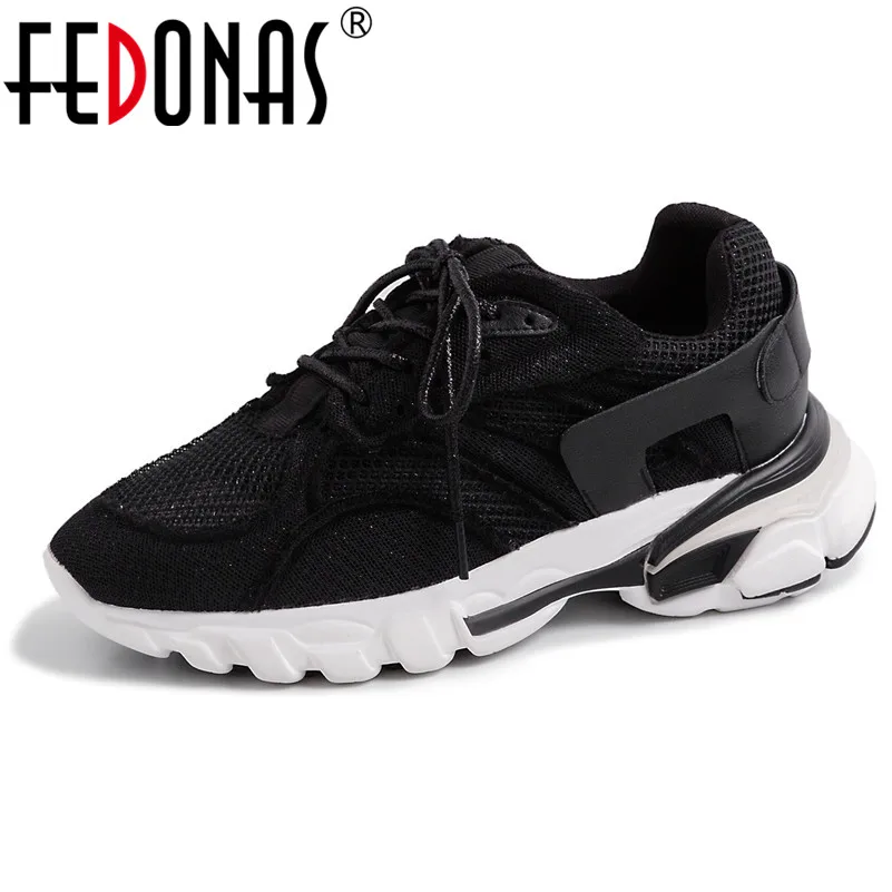 Женские кроссовки на плоской подошве FEDONAS черные белые дышащие Спортивные в