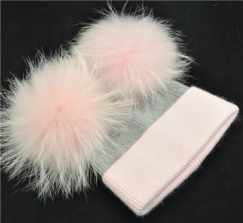 Light grey pink M Новинка, зимняя теплая вязаная шапка для женщин, двойные шапки из натурального меха с помпонами, шапки из натурального меха, шапочки с помпонами, шапки с двумя меховыми помпонами - Цвет: Light grey pink M