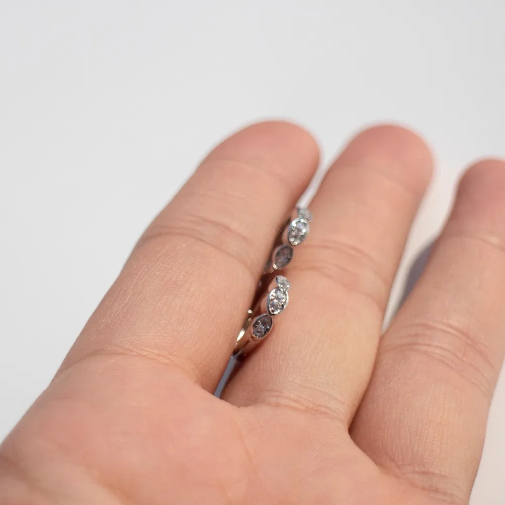 Серьги из стерлингового серебра 925 пробы, лаконичные, минималистичные, циркониевые, Овальные, кольцо для ушей, Пряжка для ушей, дикий темперамент, женские серебряные ювелирные изделия для ушей