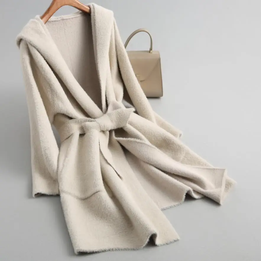 beige Женское однотонное пальто с длинным рукавом и поясом, зимнее теплое вязаное пальто, женские элегантные теплые бархатные куртки с капюшоном со стразами - Цвет: beige
