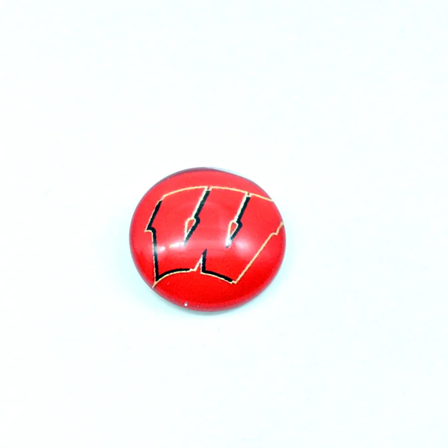 Light Yellow Gold Color Университета украшения с Баскетбольной Тематикой Wisconsin badgers переливающиеся амулеты для подвески в форме бокалов медальон модные - Окраска металла: Light Yellow Gold Color