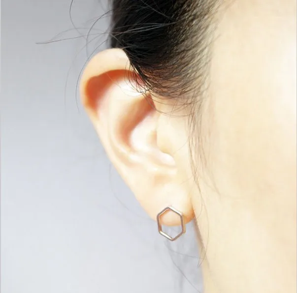 

Fashion Hexagon Stud Earrings Gold White Rose Three Color Optional