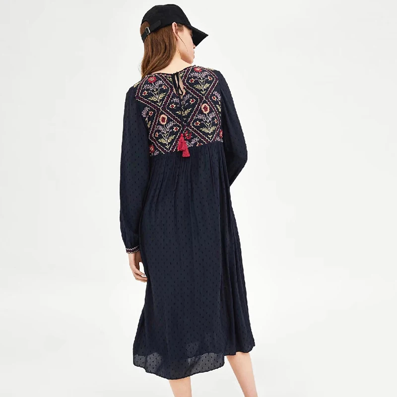 Женское платье с цветочной вышивкой La MaxZa синее повседневное в этническом стиле