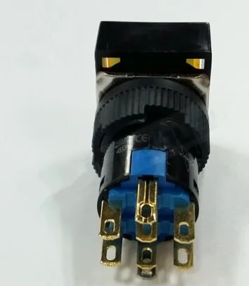 16 мм переключатель с автоматическим сбросом флэш-памяти 5A 220VAC DPDT (2a + 2b со