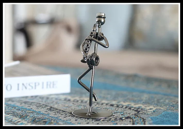 Набор из 8 предметов Маленькая Музыкальная фигурка железного человека