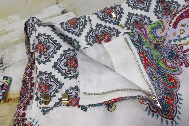 Женские филигранные льняные классические шорты Lennon Paisley Filigree Короткие