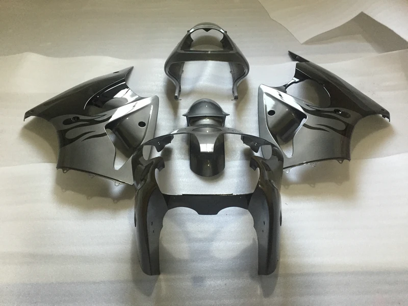 

OEM литьевая форма для Kawasaki ninja комплект обтекателей ZX 6R 2000 2001 2002 ZX6R 00 01 02 комплект обтекателей черного пламени серого цвета SH16