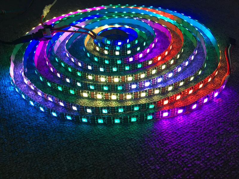 DC5V WS2812B полный Цвет RGB Светодиодные ленты 30/60/144 светодиодный s/m Pixel огни Черный