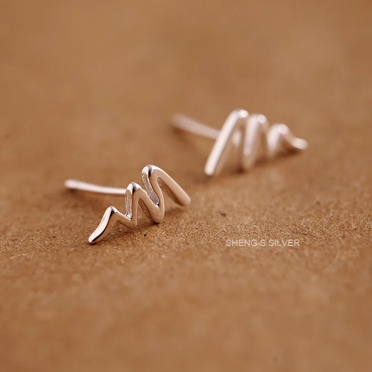 

925 sterling svearrings earrings wave curve Korean girls contracted wholesale jewelry manufacturers