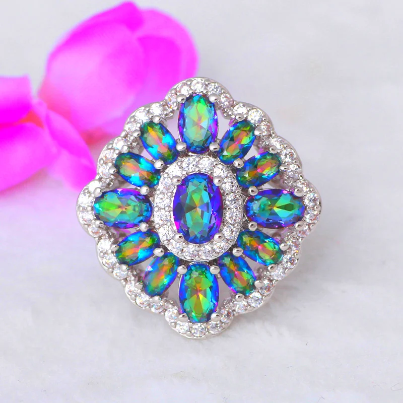 Юбилейное кольцо для женщин серебряное с радужным мистическим кристаллом и