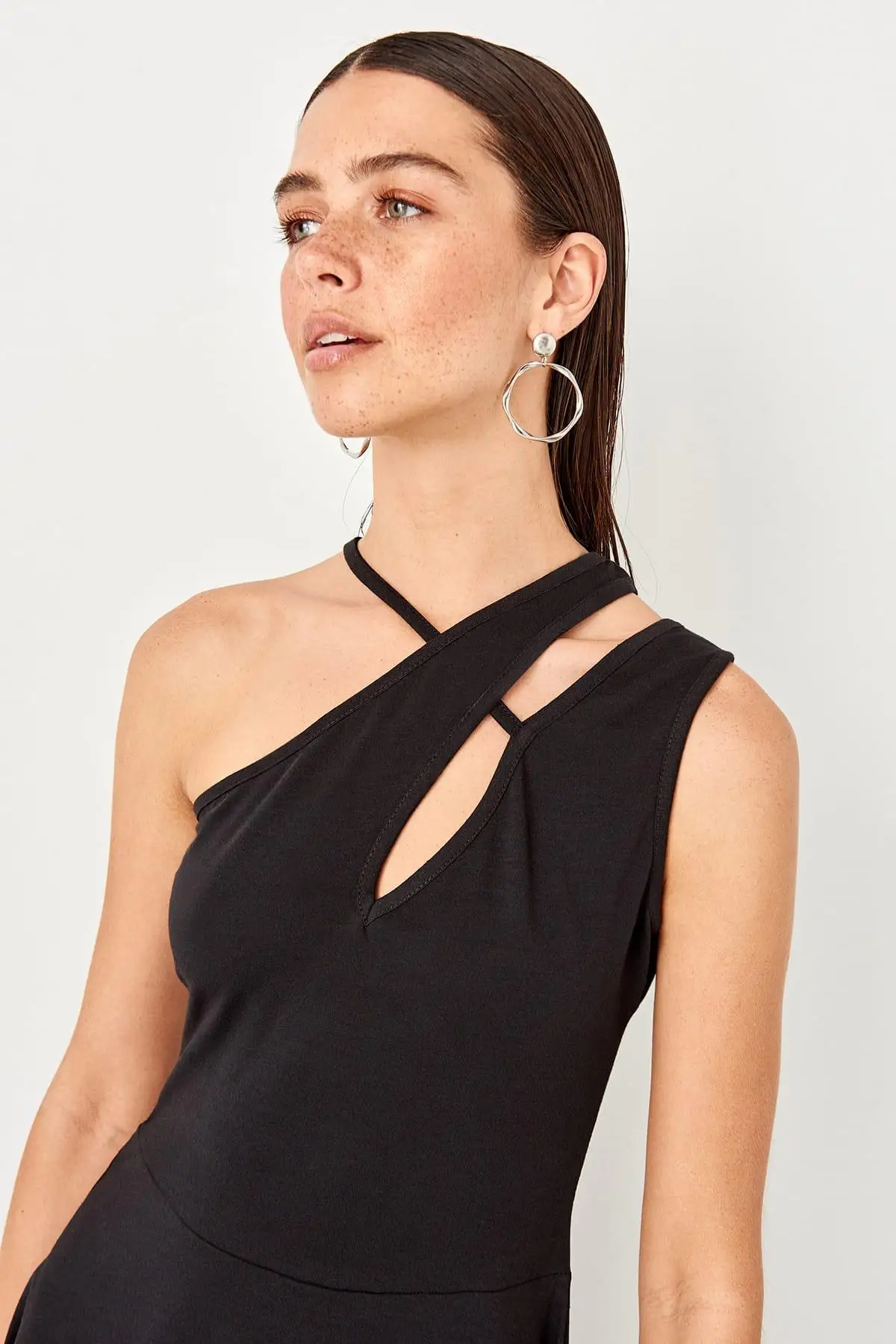 Trendyol Черное Трикотажное Платье TWOSS19VG0239|Женские платья| |