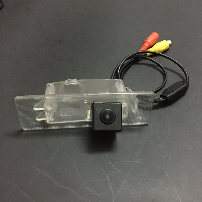 License Plate Light OEM / HD CCD Night Vision Waterproof Car RearView Backup Reverse Parking Camera For Hyundai i40 2011~2015 |