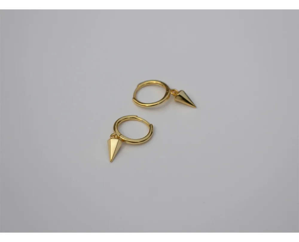 Серьги из стерлингового серебра S925, простая Геометрическая, Шестигранная форма, коническая Ушная кость, Ушная пряжка, панк ветер, дикая, для мужчин и женщин, серебряные серьги, ювелирные изделия