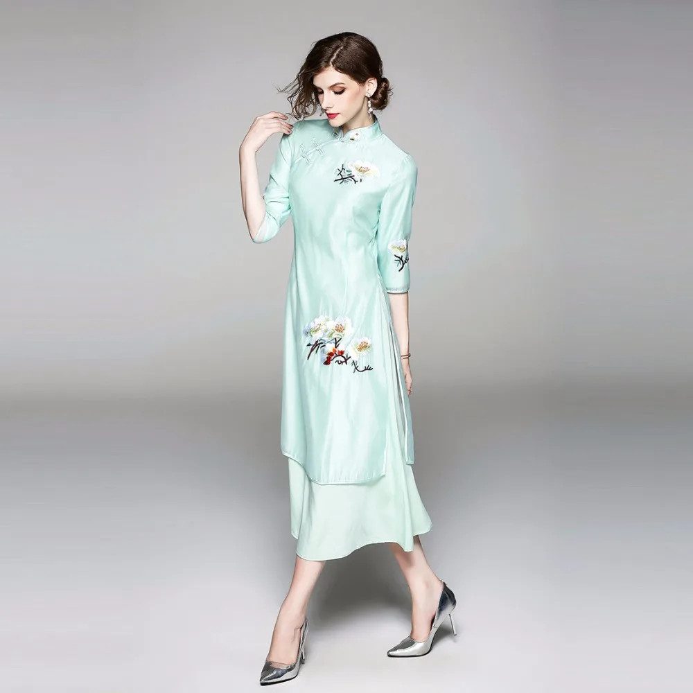 Cheongsam платье с вышивкой Элегантные Высокое качество Элегантный три четверти
