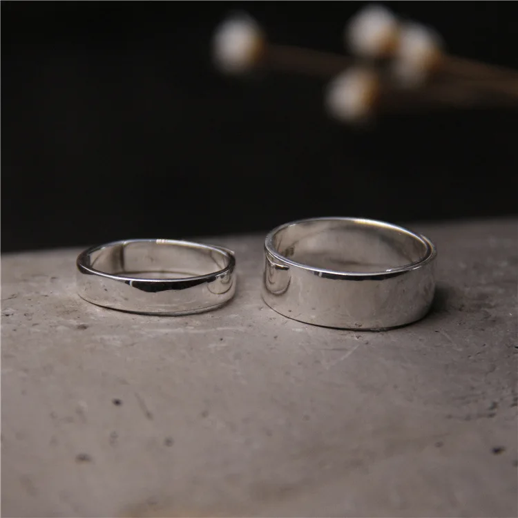 

Vatican silver silver S925 pure silver contracted smooth couple ring man woman Han edition ring fashion and personality