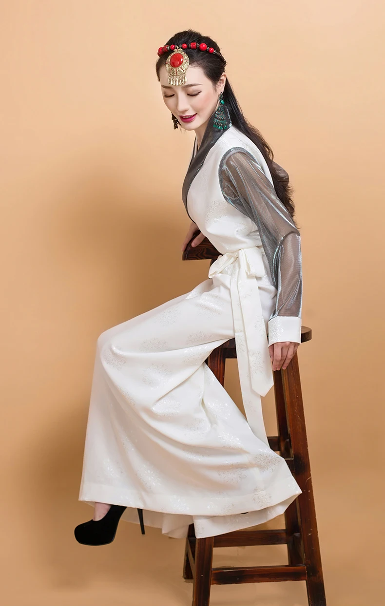 Traditional Tibetan Women Clothing Nepal Tibet Tourist costumes New Bora Ando Tibetan Long Robe Ethnic style Lhasa Gown Dress