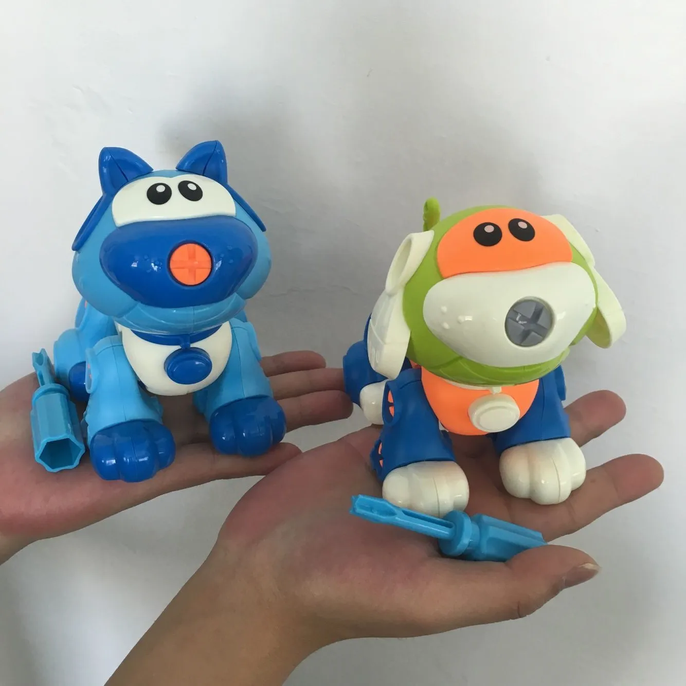 

2019 New Design DIY Mini Building Animal 3D Model Kids Puzzle Toys DIY Dog Cat Building Toys