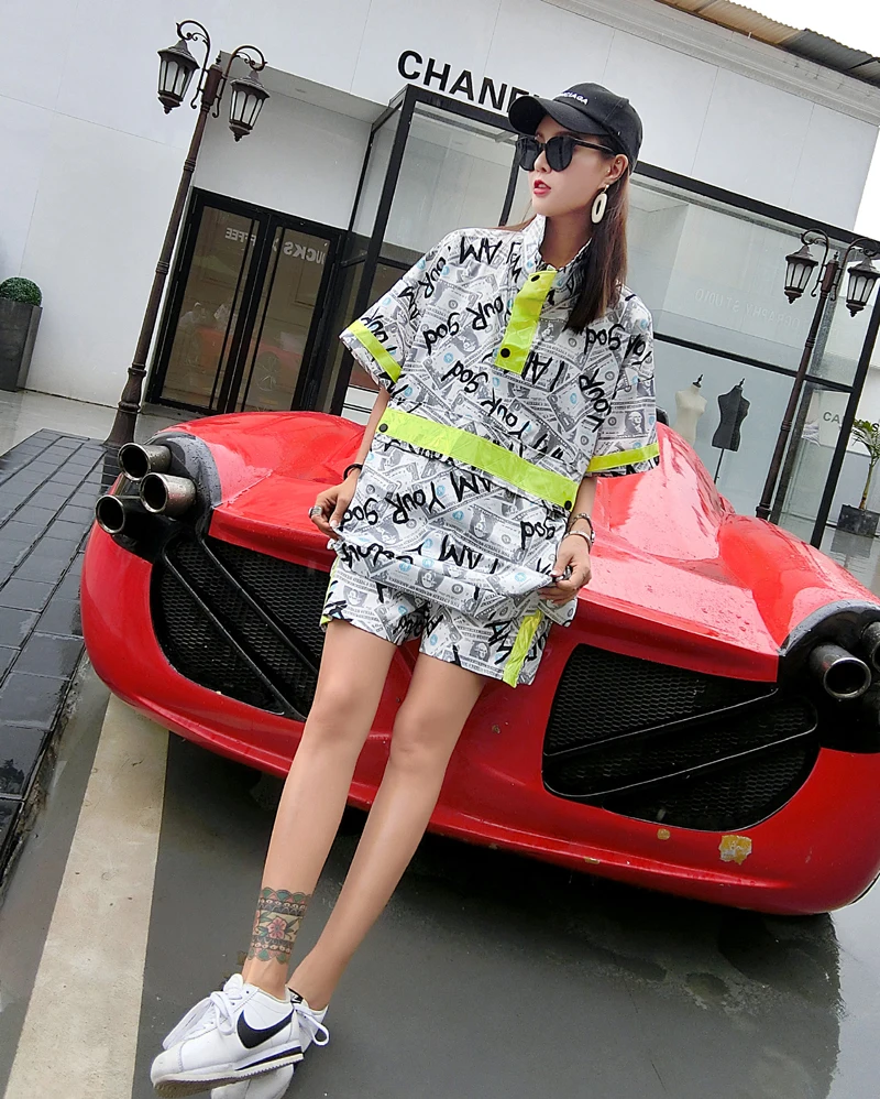 Для девочек Street Wear долларов США печати короткий рукав костюм Harajuku