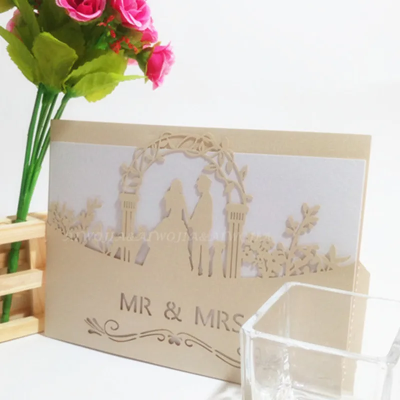 Beige 30 шт. MR& MRS Романтическая Свадебная вечеринка пригласительная открытка лазерная резка деликатный резной рисунок с пустой внутренней страницы Свадьба Invitation 5Z - Цвет: Beige