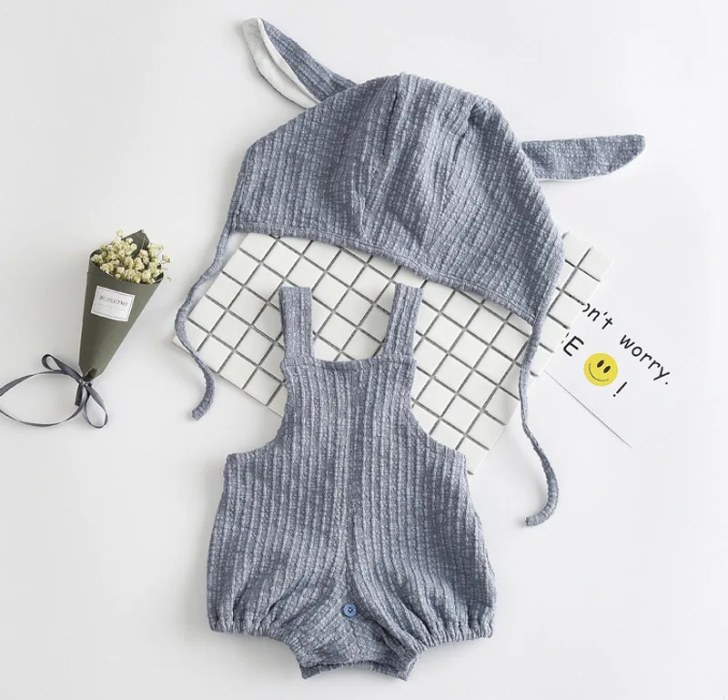 2017 одежда для маленьких девочек серый/розовый хлопковый комбинезон + шапка с