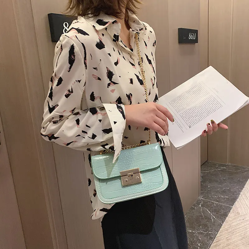 Маленькая женская сумка Новинка лета 2019 маленькая квадратная с узором под