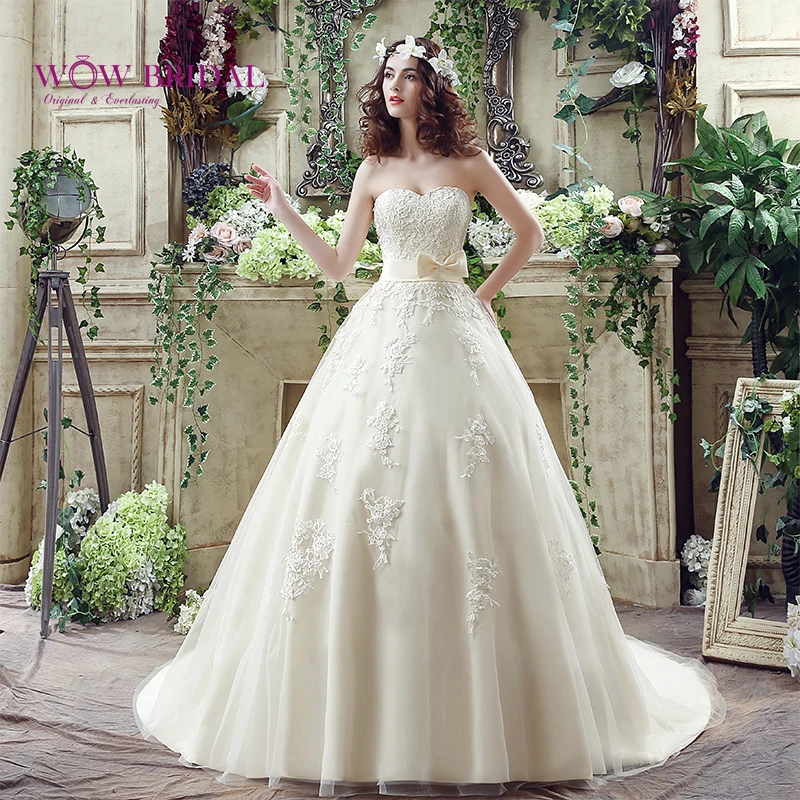 

Wowbridal 2021 White Lace Wedding Dresses with Flower White Lace Beading Luxury Long Court Train Plus Size Wedding Dresses