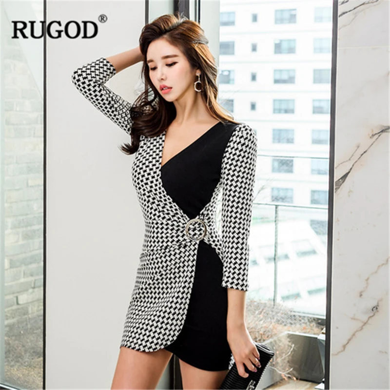 Женское платье с v образным вырезом RUGOD черно клетчатое приталенное туника модель