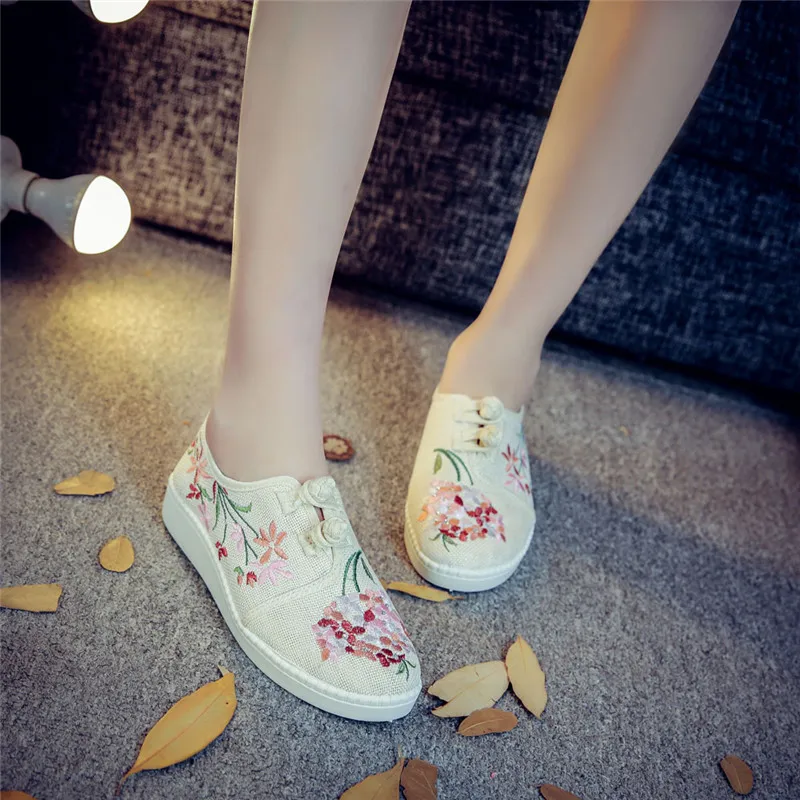 Новинка; весенняя обувь в китайском стиле; женская повседневная обувь из конопляного хлопка с цветочной вышивкой; размеры 34-43